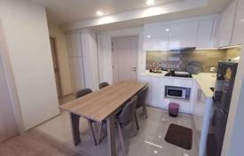 2-zimmer appartements in eigentumswohnungen in Din Daeng, Thailand. $257 000