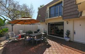 2-zimmer stadthaus 115 m² in West Palm Beach, Vereinigte Staaten. $350 000