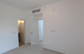 5-zimmer wohnung 125 m² in Bat Jam, Israel. $1 414 000