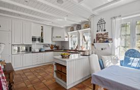 9-zimmer villa 658 m² in Benahavis, Spanien. 3 250 000 €