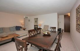 7-zimmer wohnung in Etobicoke, Kanada. C$974 000