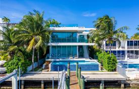 Villa – Miami Beach, Florida, Vereinigte Staaten. $7 900 000