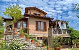 Villa – Castelnuovo Berardenga, Toskana, Italien. 650 000 €
