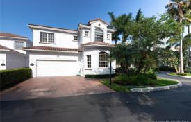 Villa – Golden Beach, Florida, Vereinigte Staaten. $1 850 000