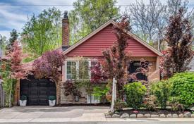 Haus in der Stadt – East York, Toronto, Ontario,  Kanada. C$1 116 000