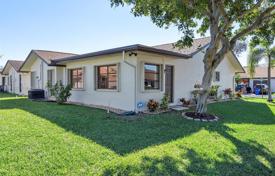 2-zimmer haus in der stadt 162 m² in Deerfield Beach, Vereinigte Staaten. $375 000