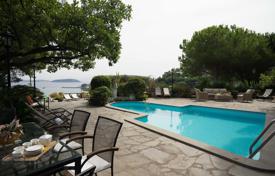 Villa – Ischia, Campania, Italien. 28 600 €  pro Woche