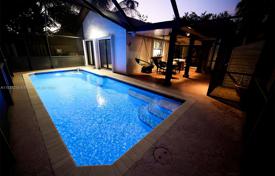 3-zimmer haus in der stadt 127 m² in Pembroke Pines, Vereinigte Staaten. $585 000