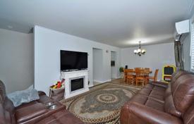 3-zimmer stadthaus in Scarborough, Kanada. C$1 106 000