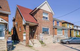Haus in der Stadt – Pape Avenue, Toronto, Ontario,  Kanada. C$1 142 000