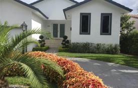 Einfamilienhaus – Surfside, Florida, Vereinigte Staaten. $925 000