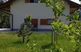 Haus in der Stadt – Lokve, Primorje-Gorski Kotar County, Kroatien. 700 000 €