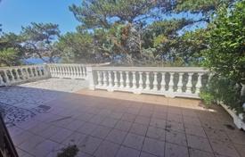 Haus, Insel Krk, Šilo, erste Reihe zum Meer mit großem Garten!. 1 200 000 €