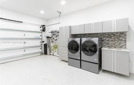8-zimmer haus in der stadt 358 m² in Miami, Vereinigte Staaten. $2 680 000