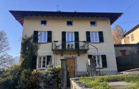 8-zimmer villa in Nesso, Italien. 950 000 €