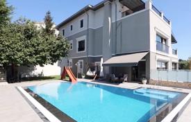 6-zimmer villa 600 m² in Başakşehir, Türkei. $2 081 000