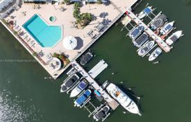 Eigentumswohnung – Hallandale Beach, Florida, Vereinigte Staaten. $618 000