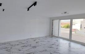 2-zimmer wohnung 90 m² in Tivat city, Montenegro. 200 000 €