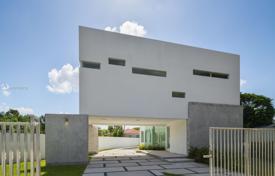 Villa – Miami, Florida, Vereinigte Staaten. $1 599 000