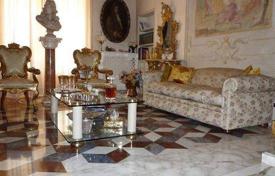 Wohnung – Florenz, Toskana, Italien. 2 400 000 €