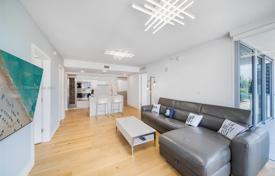 6-zimmer appartements in eigentumswohnungen 92 m² in Bay Harbor Islands, Vereinigte Staaten. $869 000