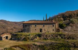 19-zimmer landgut 406 m² in Gubbio, Italien. 700 000 €