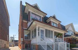 3-zimmer stadthaus in College Street, Kanada. C$1 884 000