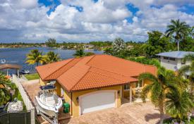 Einfamilienhaus – Hialeah, Florida, Vereinigte Staaten. $1 575 000