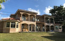Einfamilienhaus – Miami, Florida, Vereinigte Staaten. 1 590 000 €
