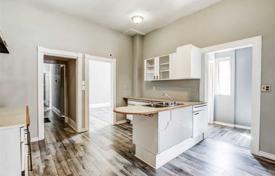 4-zimmer haus in der stadt in Old Toronto, Kanada. C$1 974 000