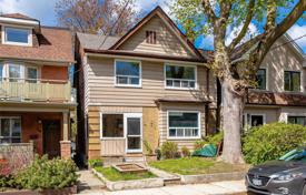 4-zimmer haus in der stadt in Old Toronto, Kanada. C$1 545 000