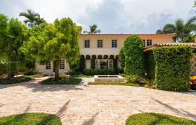 Villa – Pine Tree Drive, Miami Beach, Florida,  Vereinigte Staaten. $3 999 000