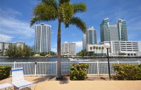 Eigentumswohnung – Hallandale Beach, Florida, Vereinigte Staaten. $365 000