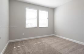3-zimmer haus in der stadt 232 m² in Florida, Vereinigte Staaten. $585 000