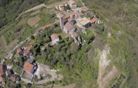 Haus Istrian house for sale in the very center of the picturesque town of Grožnjan!. 190 000 €