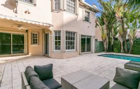 Haus in der Stadt – Golden Beach, Florida, Vereinigte Staaten. $2 700 000