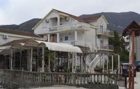 Einfamilienhaus – Tivat (Stadt), Tivat, Montenegro. 530 000 €