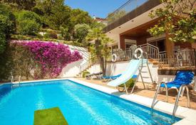 4-zimmer villa 420 m² in Blanes, Spanien. 750 000 €