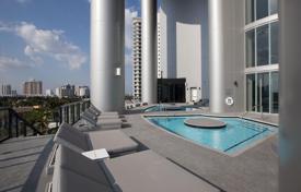 Eigentumswohnung – Collins Avenue, Miami, Florida,  Vereinigte Staaten. 4 653 000 €