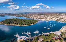 Grundstück in Medulin, Kroatien. 337 000 €