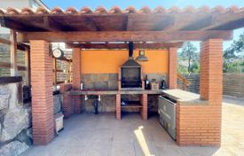 3-zimmer haus in der stadt 200 m² in Lloret de Mar, Spanien. 319 000 €
