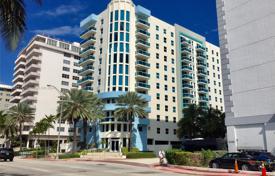 Eigentumswohnung – Surfside, Florida, Vereinigte Staaten. $800 000