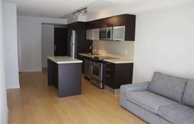 2-zimmer wohnung in Yonge Street, Kanada. C$871 000