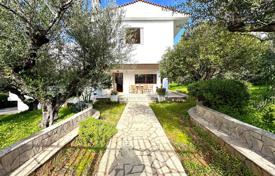 Villa – Kalamata, Administration of the Peloponnese, Western Greece and the Ionian Islands, Griechenland. 380 000 €