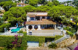 Villa – Tossa de Mar, Katalonien, Spanien. 4 600 €  pro Woche