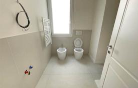 3-zimmer wohnung 156 m² in Florenz, Italien. 780 000 €
