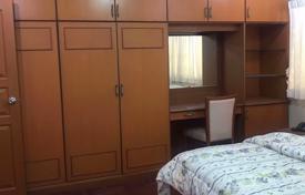 2-zimmer appartements in eigentumswohnungen in Watthana, Thailand. $156 000