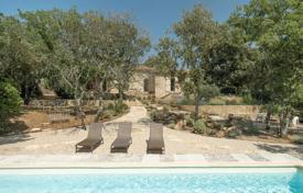 5-zimmer einfamilienhaus in Gordes, Frankreich. 1 390 000 €