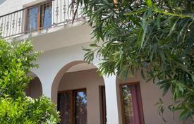 6-zimmer haus in der stadt 162 m² in Bijela, Montenegro. 295 000 €