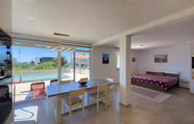 2-zimmer wohnung 91 m² in Medulin, Kroatien. 350 000 €
